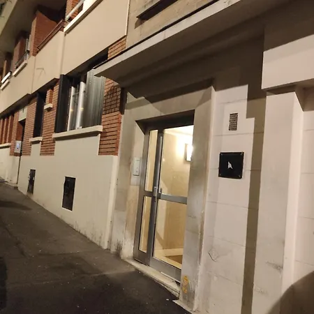 Hostal Hakuna Matata Vanves